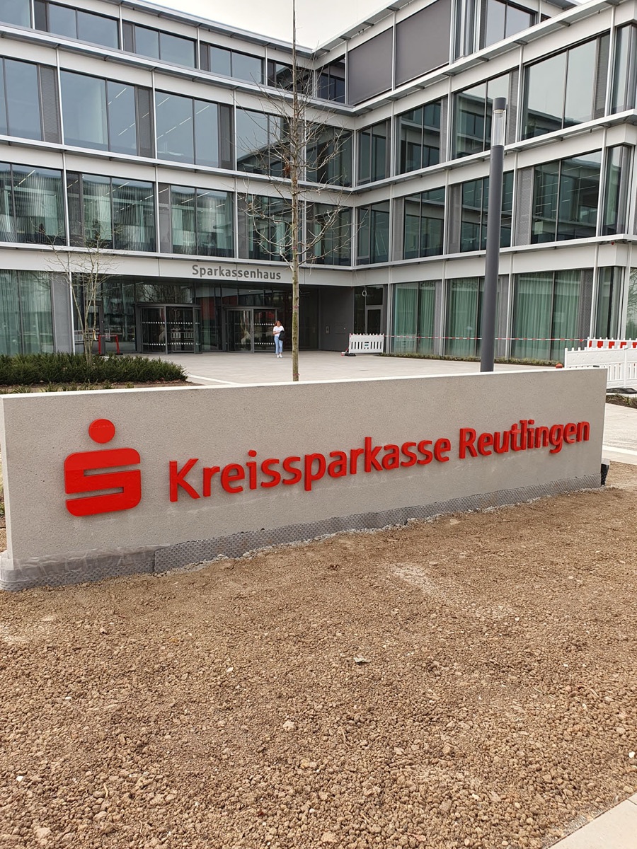 Referenzprojekt: Schaufensterbeschriftung